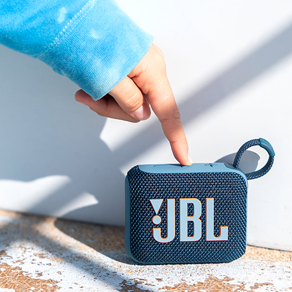 JBL ウルトラポータブルBluetoothスピーカーGo 4 BLUE – AOYAMA