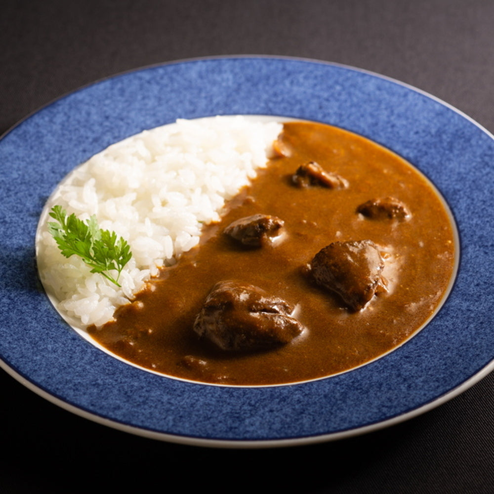 モルソー 秋元さくら監修 国産牛すじ赤ワイン煮込みカレー(180g×4)