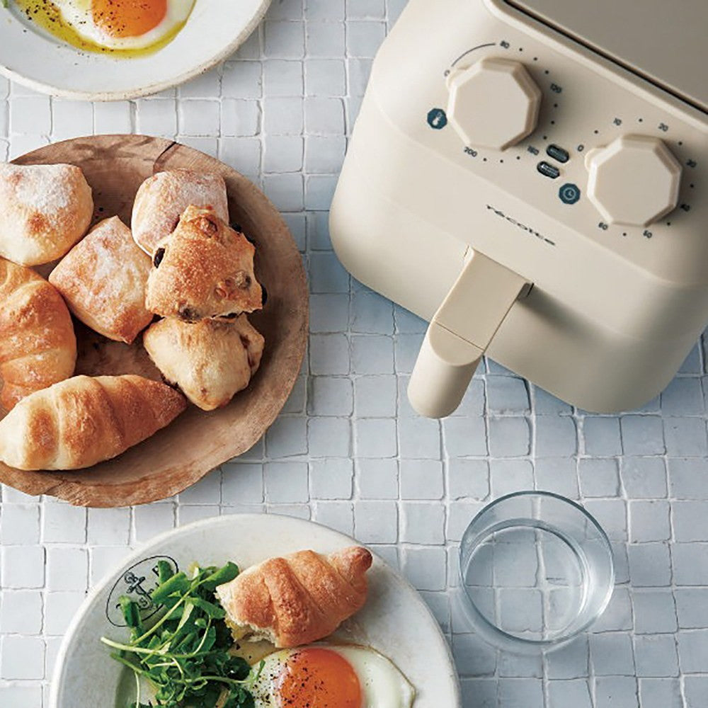 高温の熱風で“油で揚げないヘルシーな揚げ物”が作れる 高温の熱風で“油で揚げないヘルシーな揚げ物”が作れる 【公式通販】