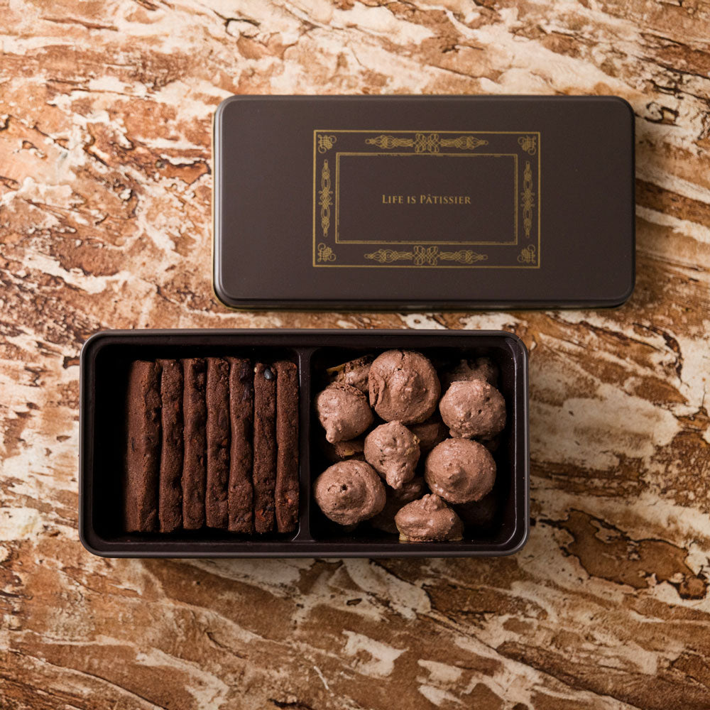 【バレンタイン】LIFE IS PATISSIER ショコラ缶