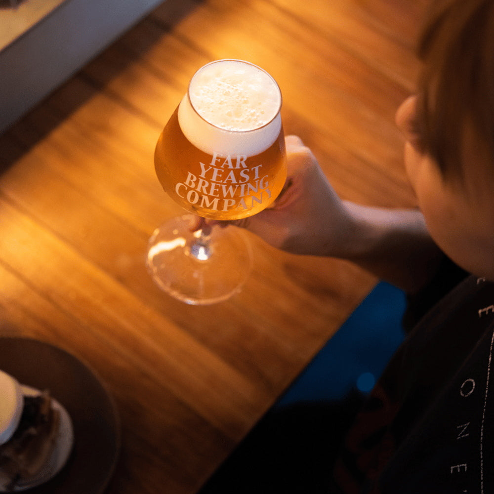 多摩川源流生まれのクラフトビール　ファーイースト ホワイト 350ml 48本