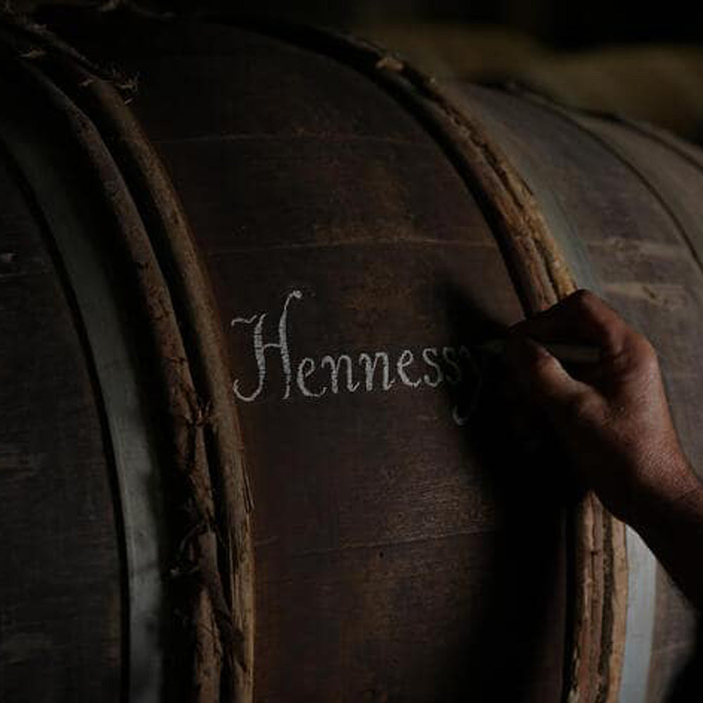 Hennessy（ヘネシー） X.O 700ml箱付 1本